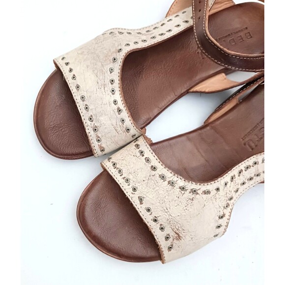 Bed Stu Auburn Flat Sandal Brown/Distressed Ivory Leather Stud Trim Handmade 7.5 - Picture 4 of 11